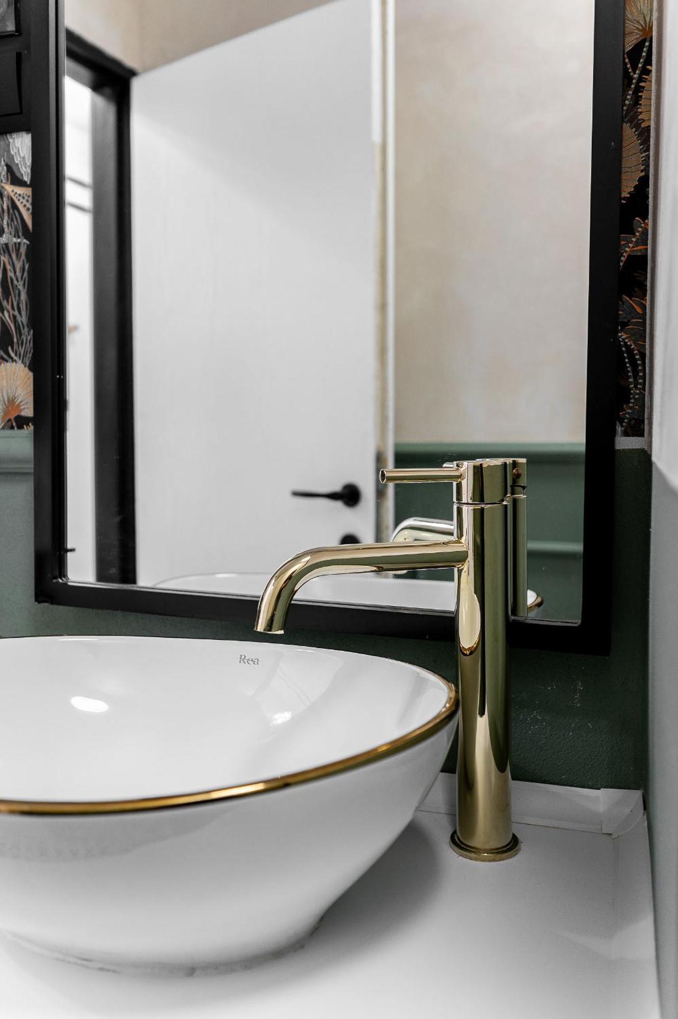 Luxusny Apartman Pri Nemocnici Košice Buitenkant foto